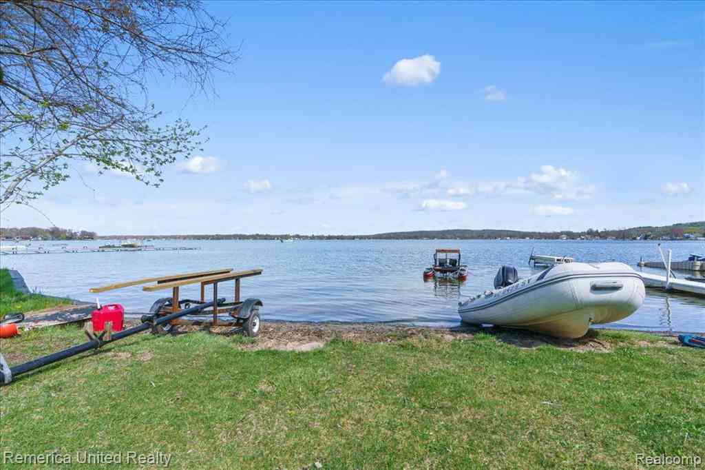 Vacant Land For Sale - 9623 Winston  <br/> Pinckney, MI 48169