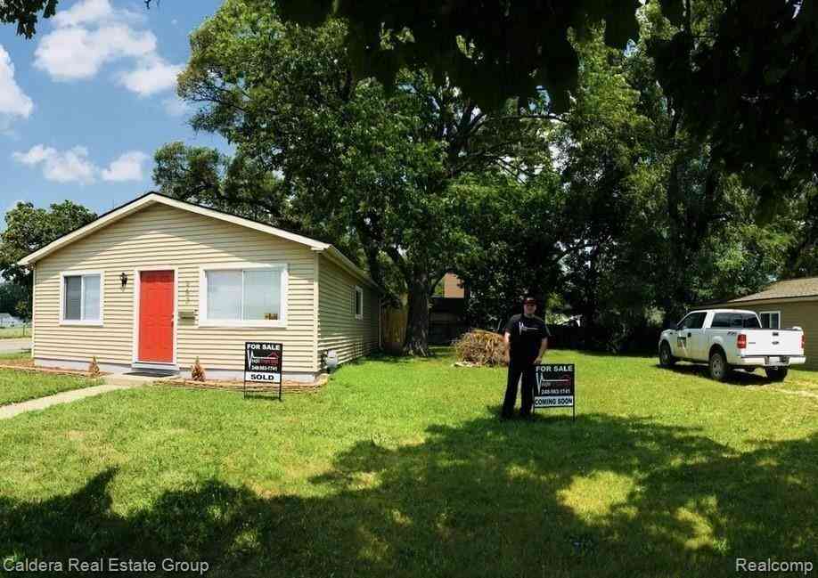 Vacant Land For Sale - 1005 E Muir Avenue <br/> Hazel Park, MI 48030