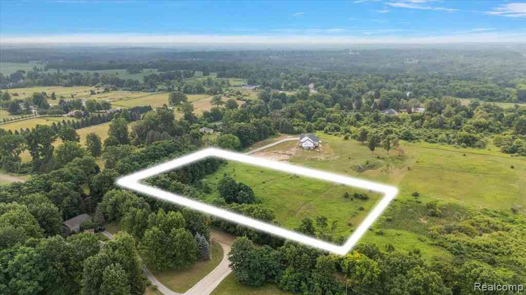 Vacant Land For Sale - 00 Mack Road <br/> Oakland County, Leonard, MI 48367