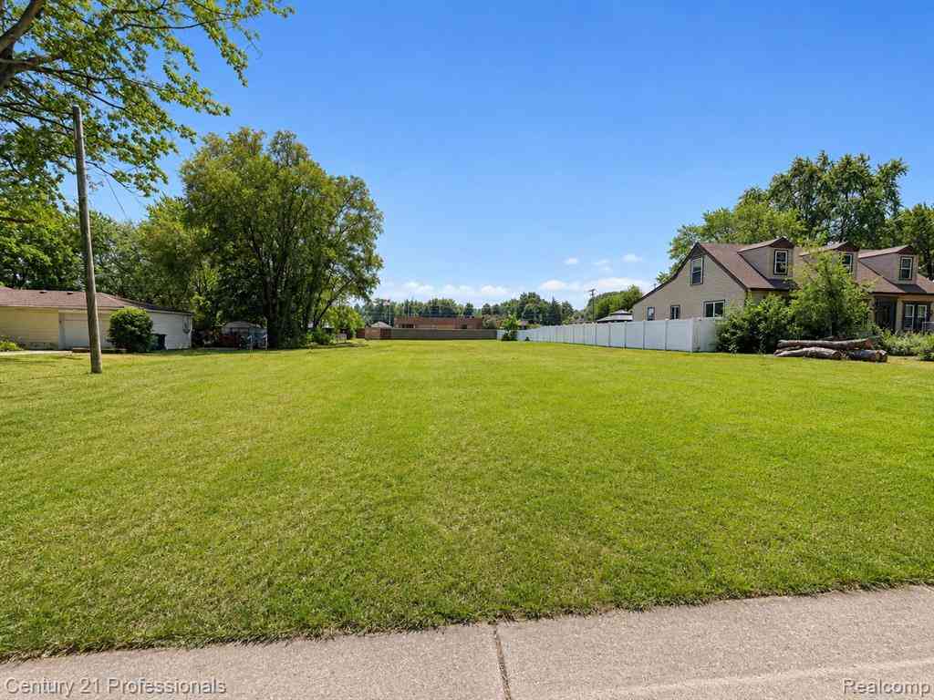 Vacant Land For Sale - 5610 Noll Street <br/> Macomb County, Sterling Heights, MI 48310