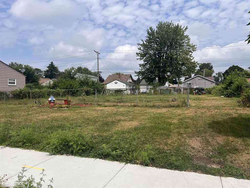 Vacant Land For Sale - 1447 E Meyers Avenue <br/> Hazel Park, MI 48030