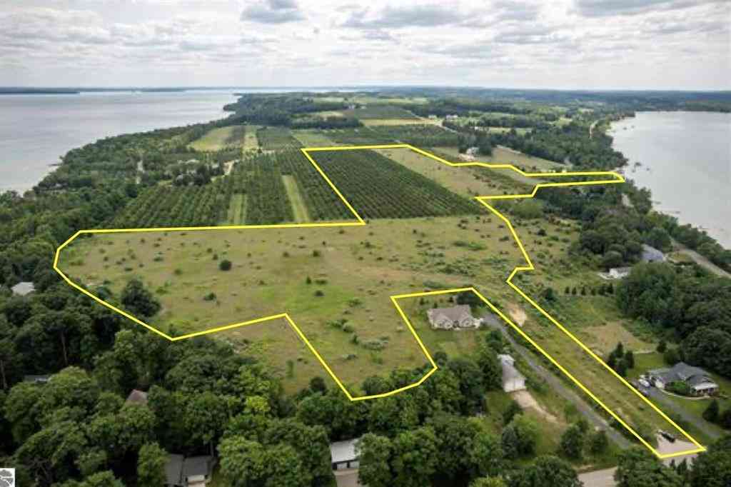 Vacant Land For Sale - 000 N Stony Point Road <br/> Suttons Bay, MI 49682