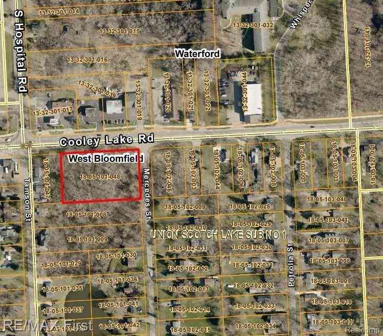 Vacant Land For Sale - 000 Cooley Lake  <br/> West Bloomfield, MI 48324