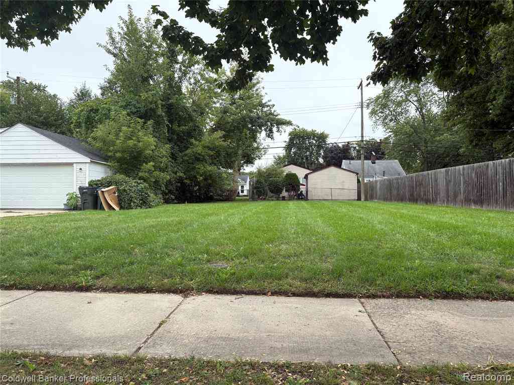 Vacant Land For Sale - 22404 Maxine Street <br/> Saint Clair Shores, MI 48080