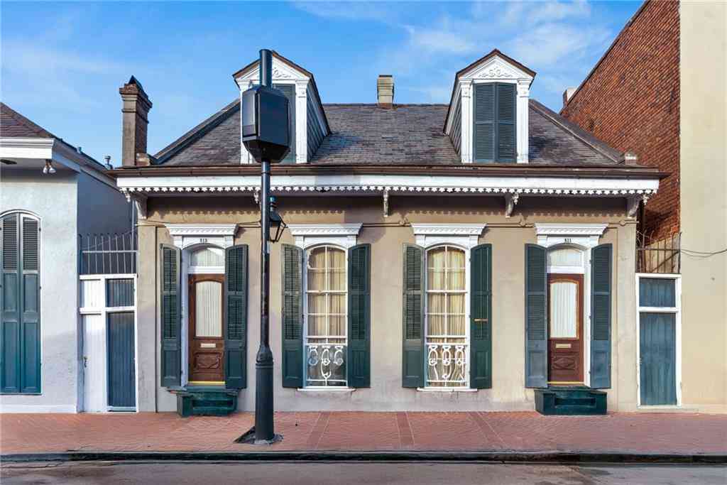 Homes For Sale - 811 Orleans Avenue<br/> New Orleans, LA 70116