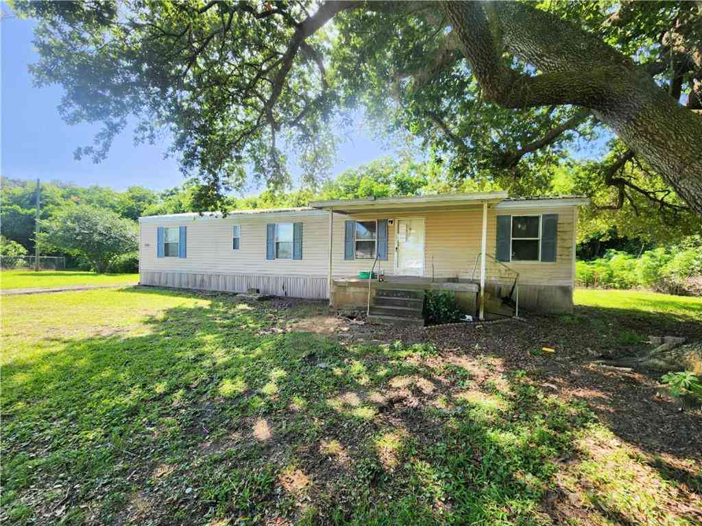 Homes For Sale - 201 Caroline Drive<br/> Port Sulphur, LA 70083