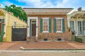 Homes For Sale - 922 St Peter Street<br/> New Orleans, LA 70116