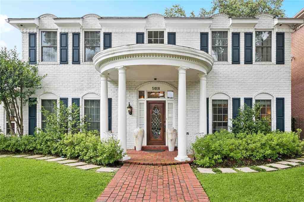 Homes For Sale - 5018 St Charles Avenue<br/> New Orleans, LA 70115