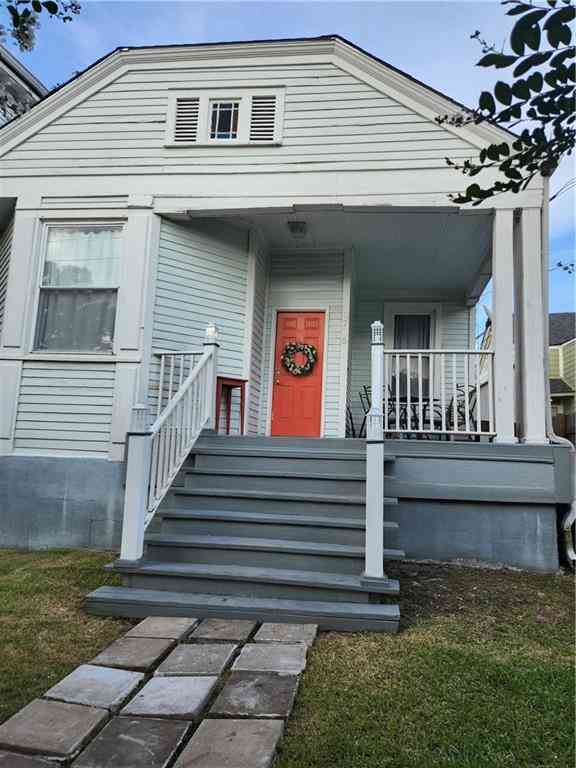 Homes For Sale - 2715 Marengo Street<br/> New Orleans, LA 70115