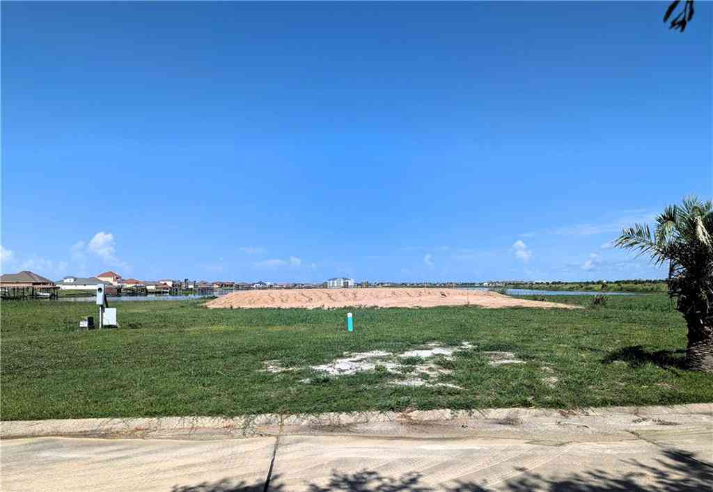 Vacant Land For Sale - 1132 East End Boulevard<br/> Slidell, LA 70461