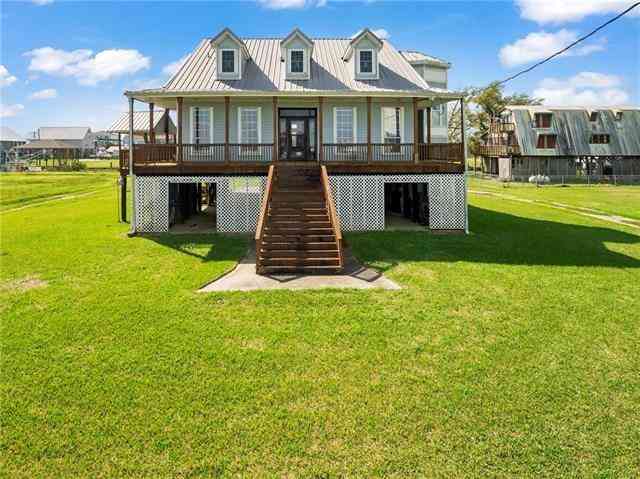 Homes For Sale - 30 Clinton Drive<br/> New Orleans, LA 70129