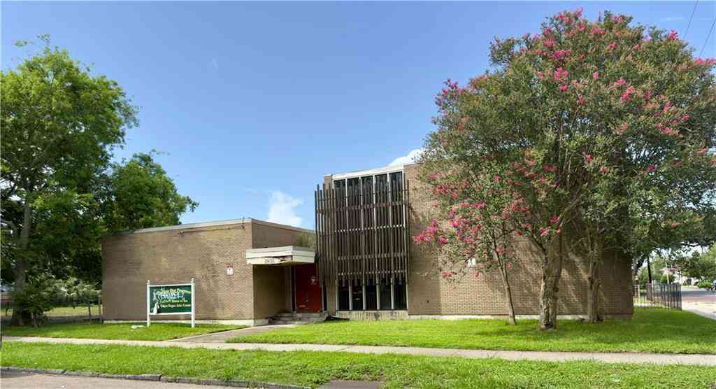 Vacant Land For Sale - 2401 Esplanade Avenue<br/> New Orleans, LA 70119