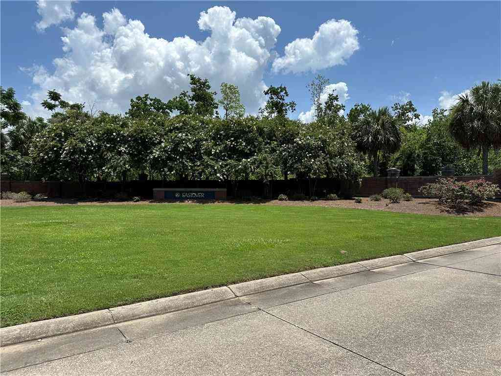 Vacant Land For Sale - 5440 Eastover Drive South<br/> New Orleans, LA 70128