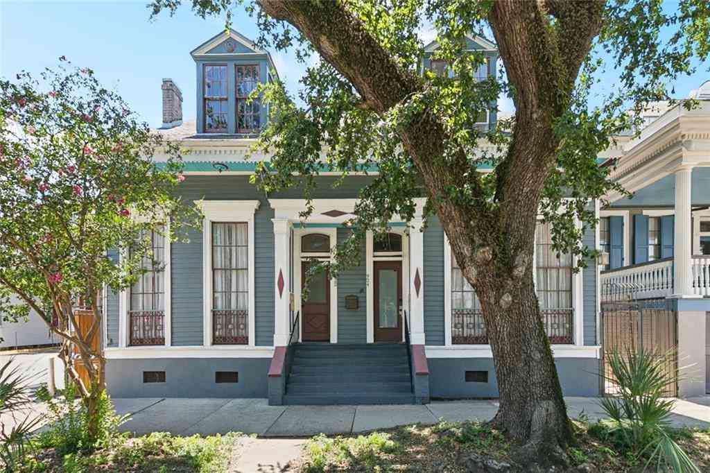 Condo For Sale - 922 Elysian Fields Avenue #B<br/> New Orleans, LA 70117
