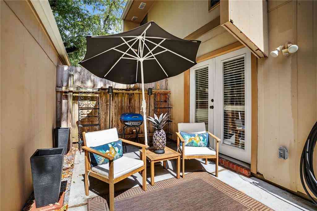 Condo For Sale - 115 10th Street #115<br/> New Orleans, LA 70124