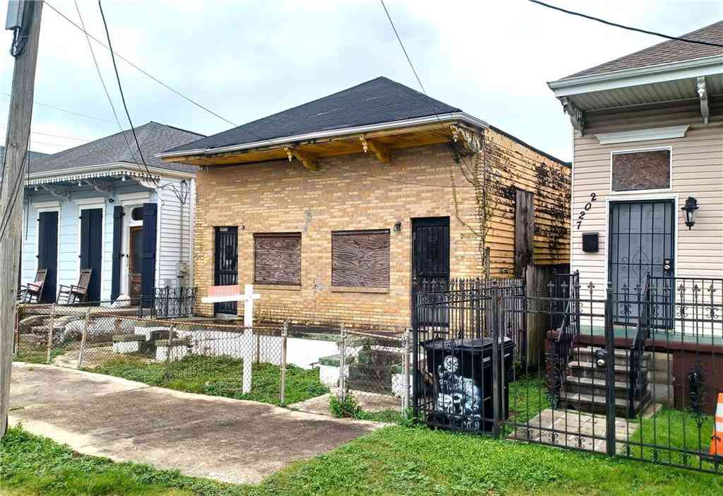 Multifamily For Sale - 2029 31 St Ann Street<br/> New Orleans, LA 70116
