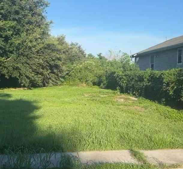 Vacant Land For Sale - 2915 Feliciana Street<br/> New Orleans, LA 70126