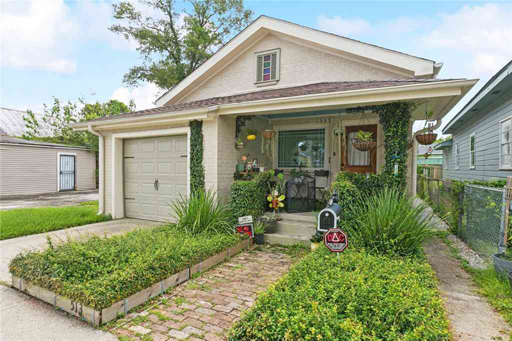 Homes For Sale - 513 Newton Street<br/> New Orleans, LA 70114