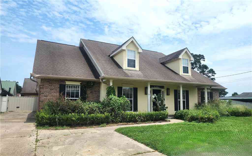 Homes For Sale - 119 Theta Street<br/> Belle Chasse, LA 70037