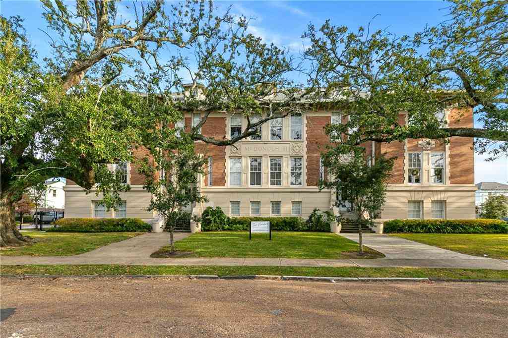Condo For Sale - 800 N Rendon Street #206<br/> New Orleans, LA 70119