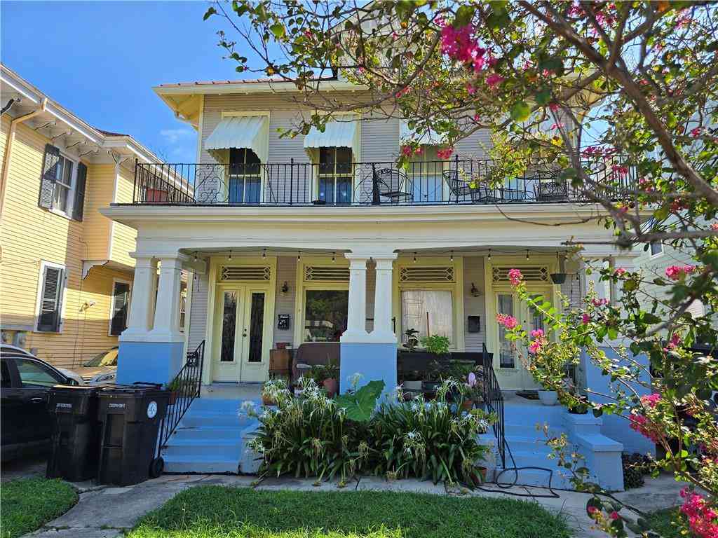 Homes For Sale - 3909 11 Iberville Street<br/> New Orleans, LA 70119