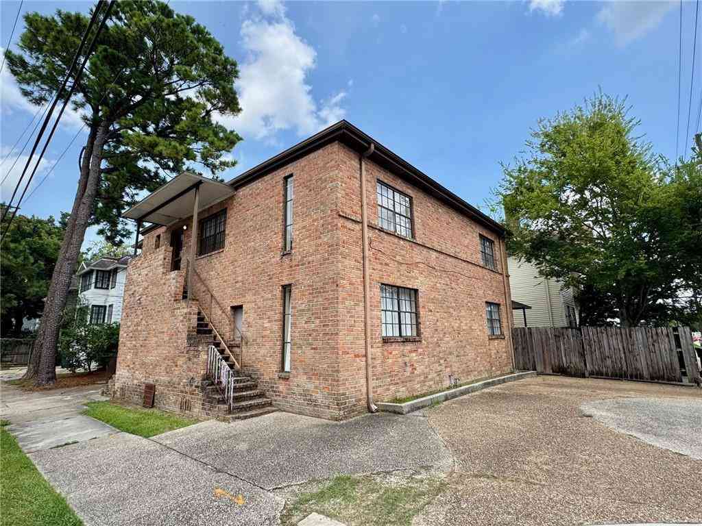 Multifamily For Rent - 1003 Pine Street<br/> New Orleans, LA 70118