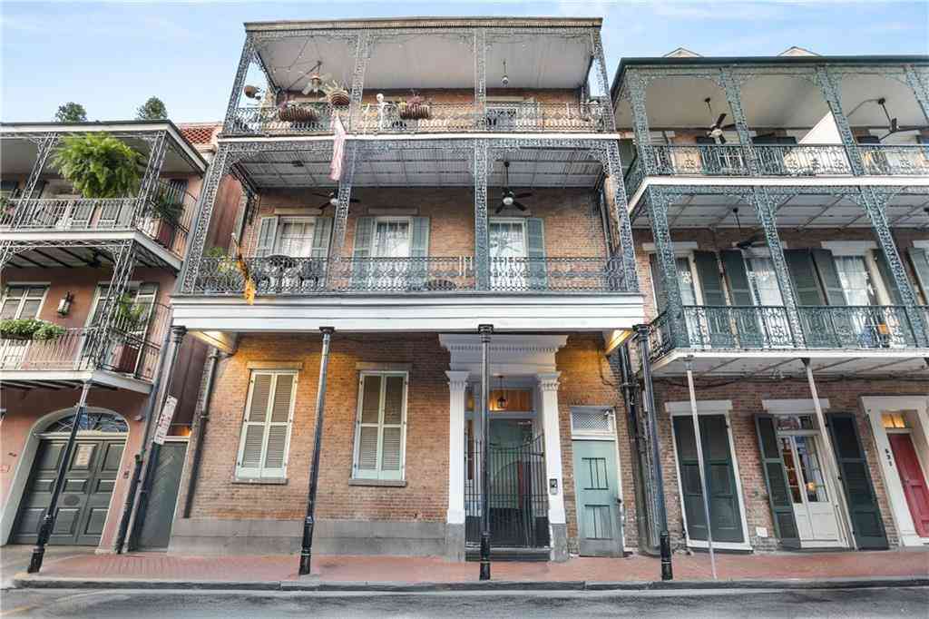 Condo For Sale - 835 St Louis Street #PH I<br/> New Orleans, LA 70112