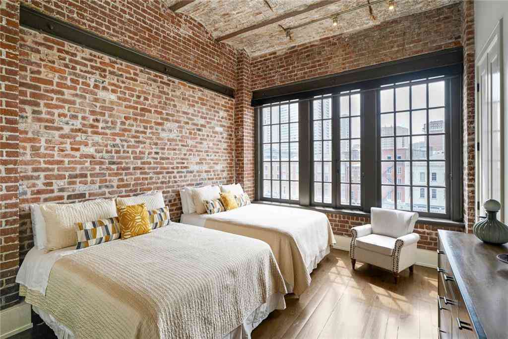 Condo For Sale - 208 Bienville Street #4<br/> New Orleans, LA 70130
