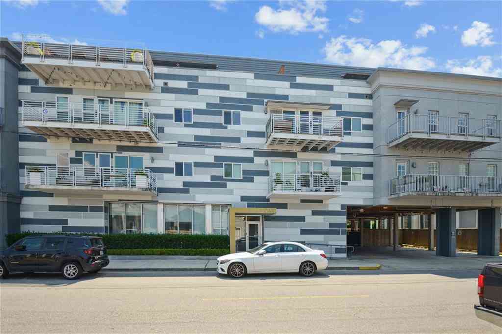 Condo For Sale - 8616 Oak Street #208<br/> New Orleans, LA 70118
