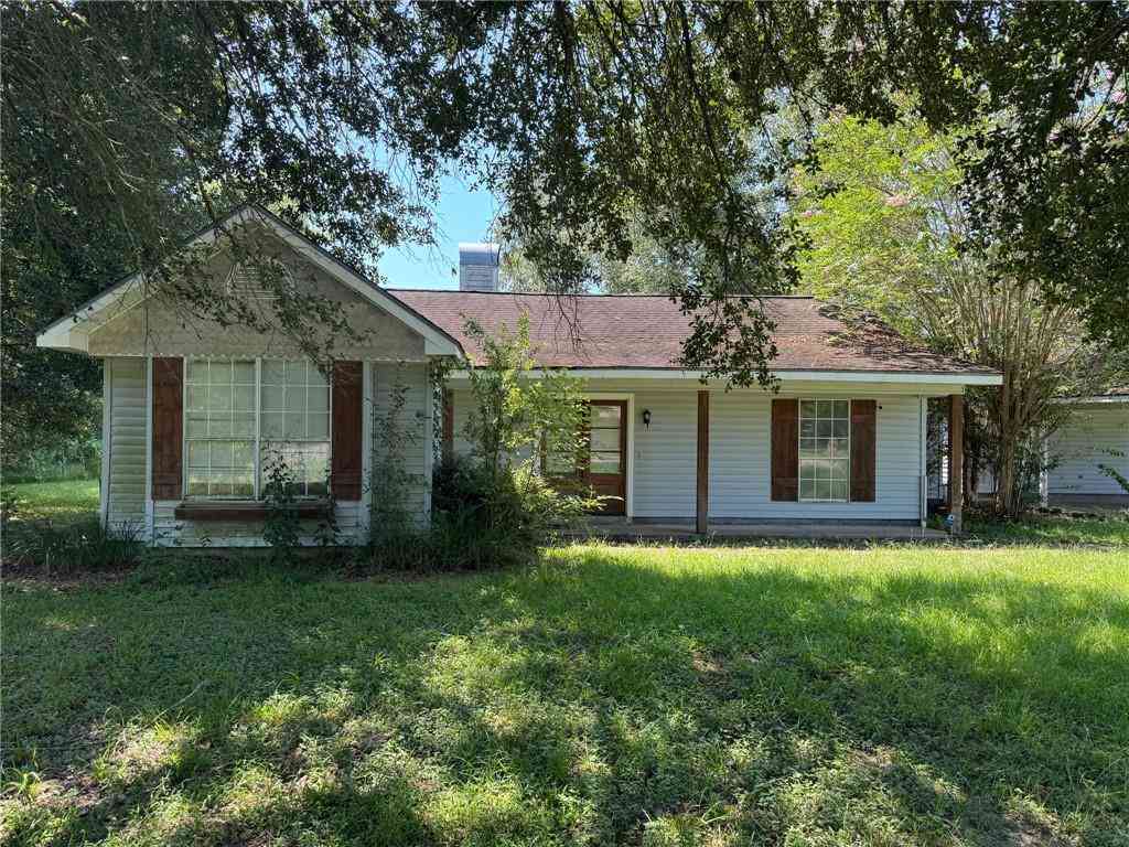Homes For Sale - 310 Winterfield Drive<br/> Carencro, LA 70520