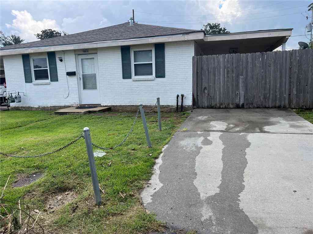 Multifamily For Sale - 2705-07 Wytchwood Drive<br/> Metairie, LA 70003
