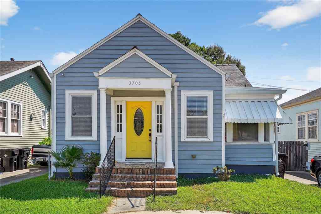 Homes For Sale - 3705 Fairmont Drive<br/> New Orleans, LA 70122