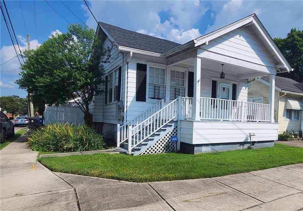 Homes For Sale - 7 Melodia Court<br/> New Orleans, LA 70125