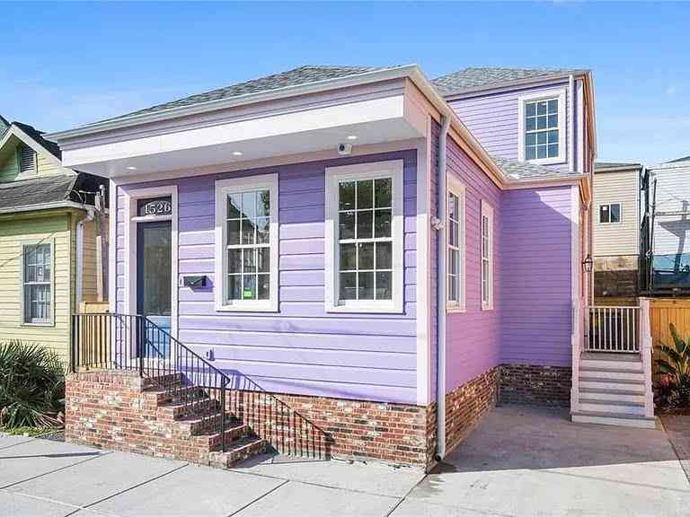 Homes For Sale - 1526 Saint Ann Street<br/> New Orleans, LA 70116