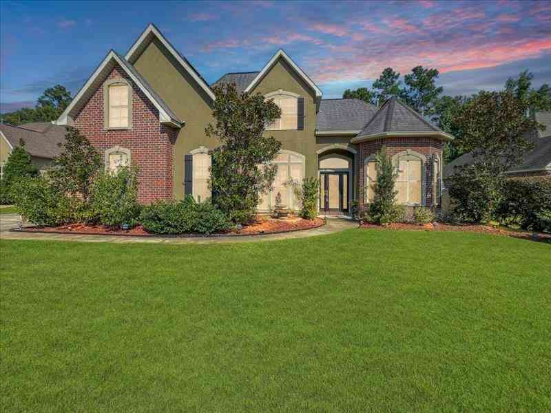 Homes For Sale - 318 Palermo Drive<br/> Slidell, LA 70458
