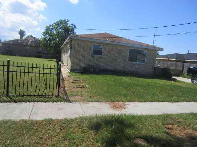 Multifamily For Sale - 4814 16 Shalimar Drive<br/> New Orleans, LA 70126