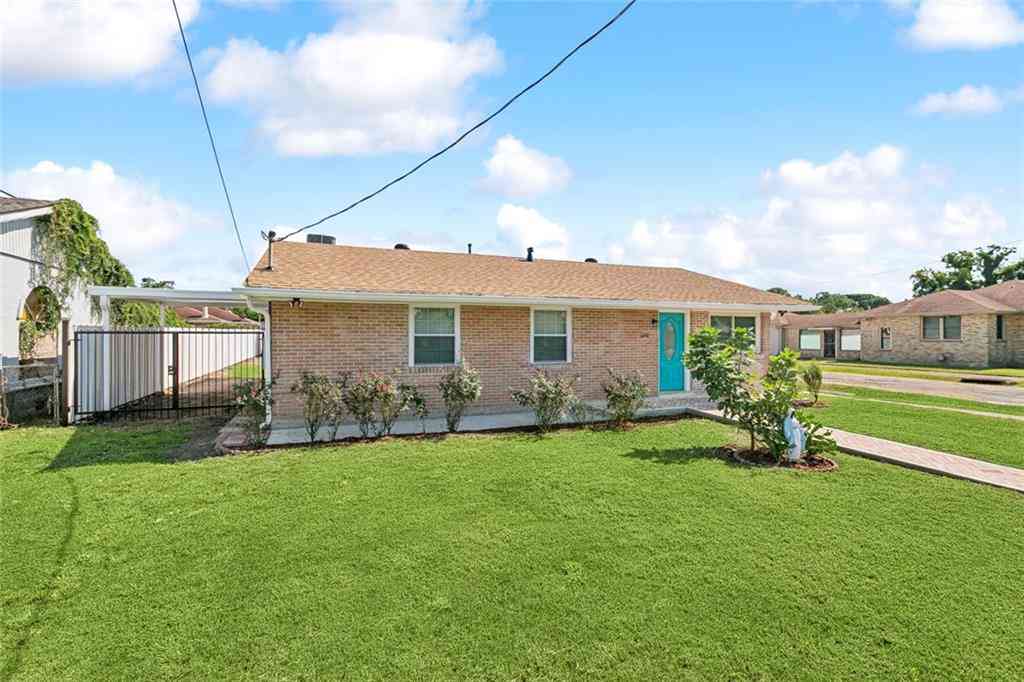 Homes For Sale - 6100 Kuebel Drive<br/> New Orleans, LA 70126
