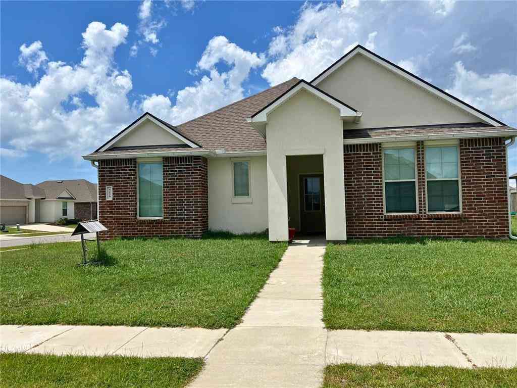 Homes For Sale - 5226 Summer Pecan Road<br/> Slidell, LA 70461