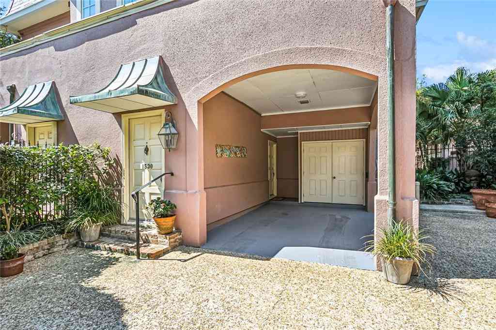 Condo For Sale - 1530 7th Street #1530<br/> New Orleans, LA 70115