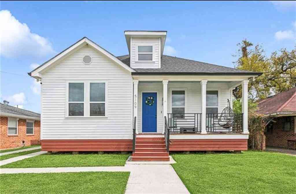 Homes For Sale - 5109 Saint Ferdinand Drive<br/> New Orleans, LA 70126