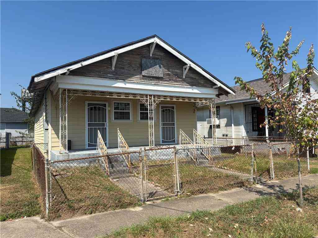 Multifamily For Sale - 3512 Gibson Street<br/> New Orleans, LA 70122