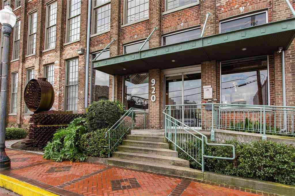 Condo For Sale - 920 Poeyfarre Street #308<br/> New Orleans, LA 70130