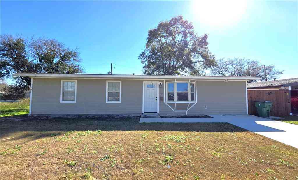 Homes For Rent - 2124 Dupont Drive<br/> Terrytown, LA 70056