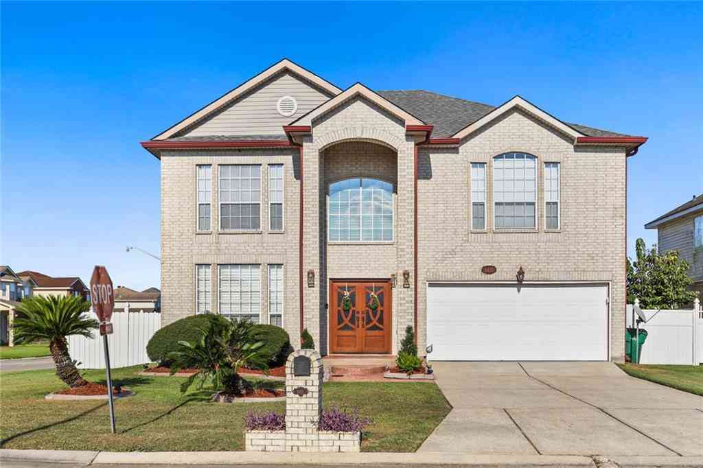 Homes For Sale - 3421 W Parc Green Street<br/> Harvey, LA 70058