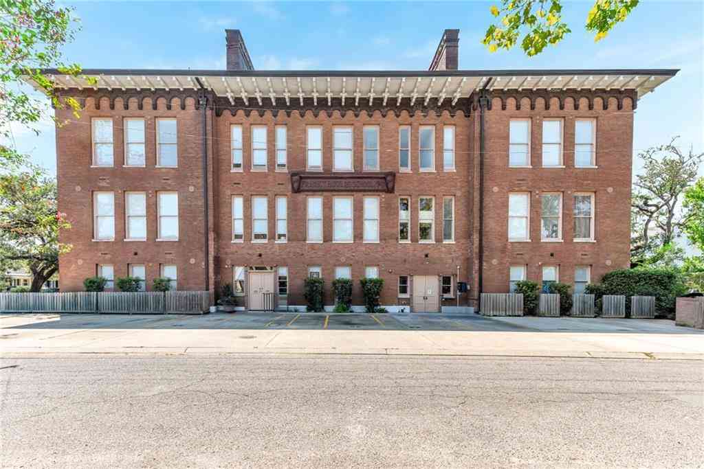 Condo For Sale - 3601 Camp Street #101<br/> New Orleans, LA 70115