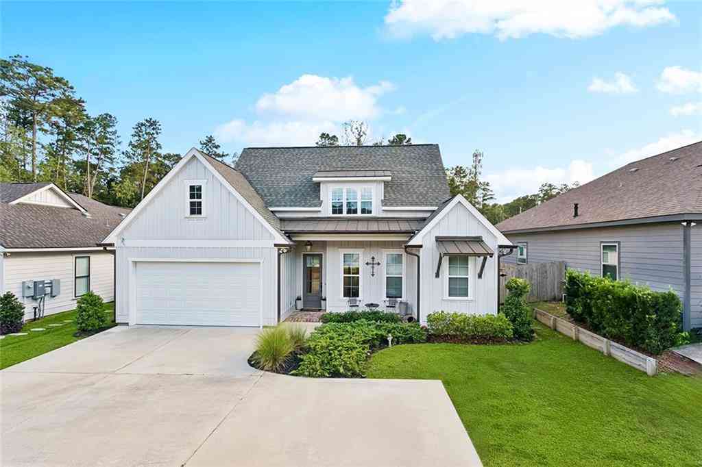 Homes For Sale - 19364 9th Avenue<br/> Covington, LA 70433
