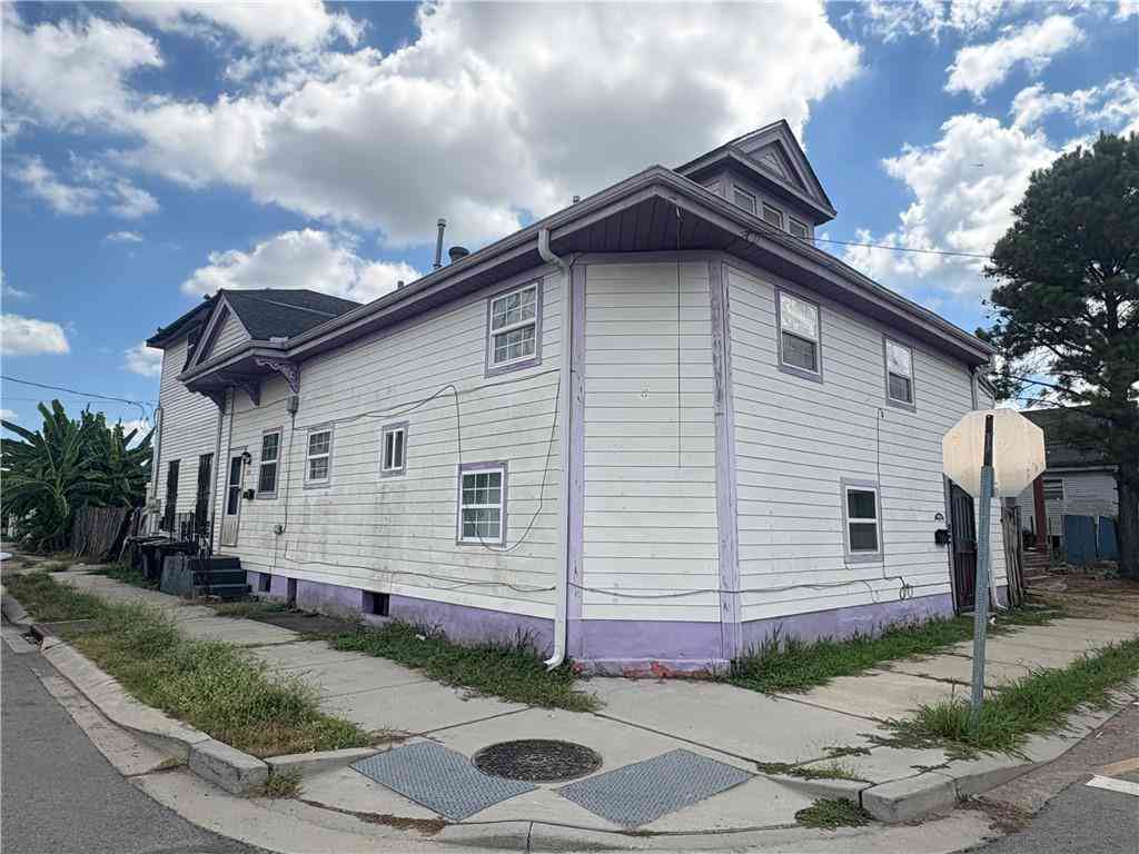 Multifamily For Sale - 1745 Port Street<br/> New Orleans, LA 70117
