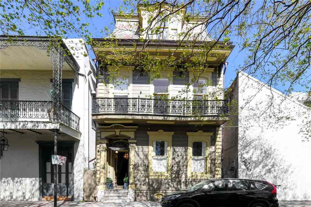 Condo For Sale - 1309 Dauphine Street<br/> New Orleans, LA 70116