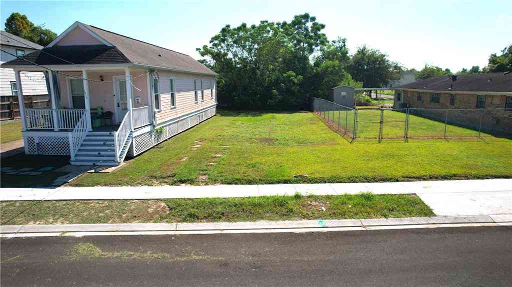 Vacant Land For Sale - 1911 Alabo Street<br/> New Orleans, LA 70117
