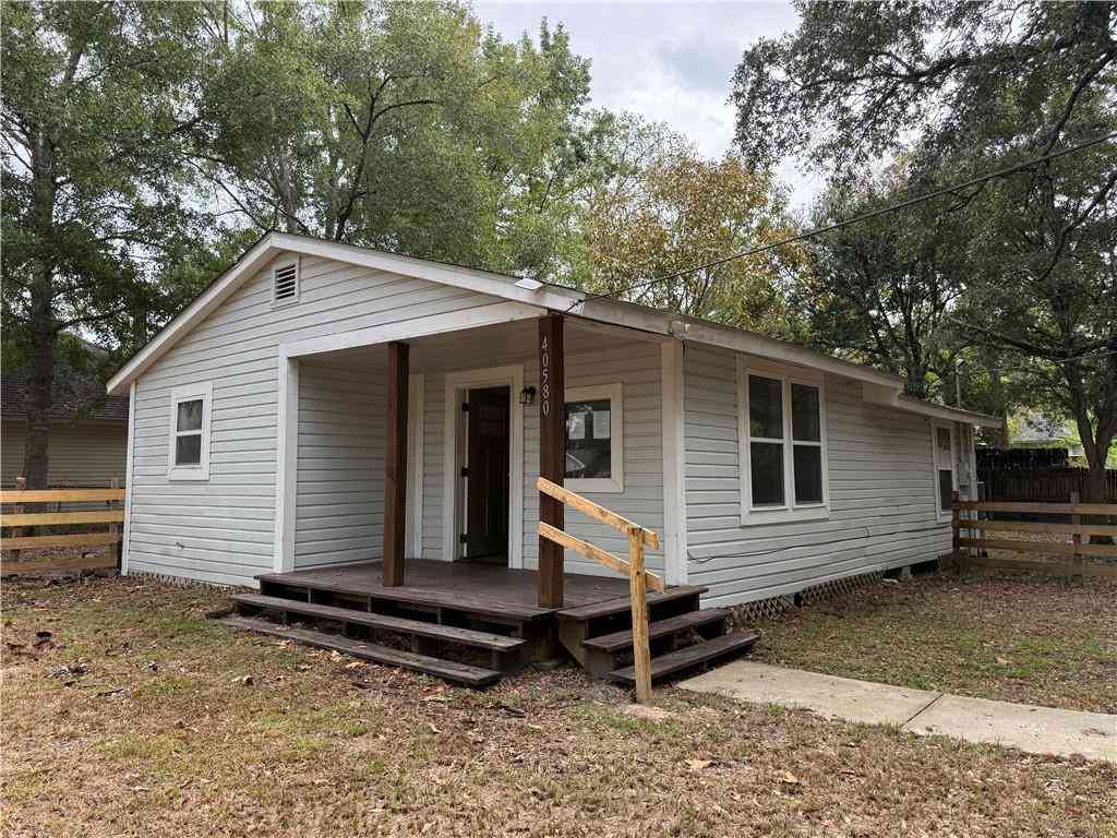 Homes For Sale - 40580 Ranch Road<br/> Slidell, LA 70461